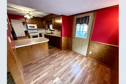 415 N 6th Street, Marshall, MN 56258 - Photo 15