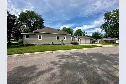 415 N 6th Street, Marshall, MN 56258 - Photo 1