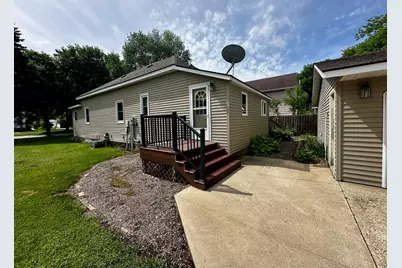 415 N 6th Street, Marshall, MN 56258 - Photo 3