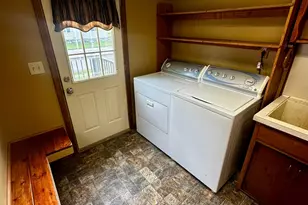 415 N 6th St, Marshall, MN 56258 - Photo 13