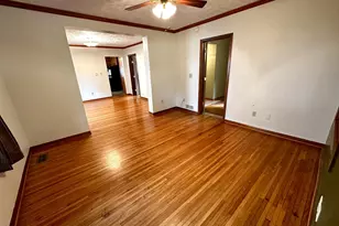 415 N 6th St, Marshall, MN 56258 - Photo 25