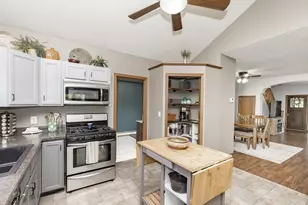 521 9th St, Hawley, MN 56549 - Photo 33