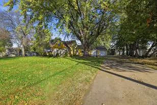 230 Mcleod Ave W, Winsted, MN 55395 - Photo 29
