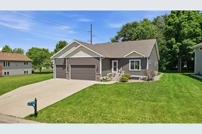 300 Tanager Road, Mankato, MN 56001 - Photo 3