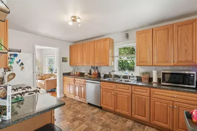 2410 Quincy Street NE, Minneapolis, MN 55418 - Photo 7