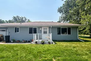 1306 11th St SE, Saint Cloud, MN 56304 - Photo 1