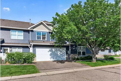 440 Hickory Lane N, Oakdale, MN 55128 - Photo 3