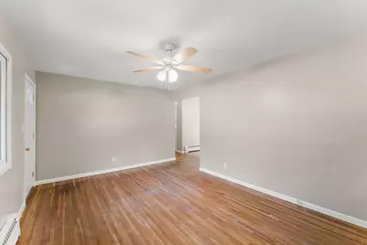 610 Grange Avenue N, Oakdale, MN 55128 - Photo 5