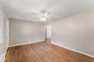 610 Grange Ave N, Oakdale, MN 55128 - Photo 5