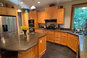 3720 Denmark Ct E, Eagan, MN 55123 - Photo 9