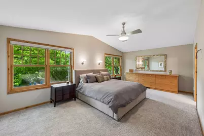 12212 Orchard Avenue W, Minnetonka, MN 55305 - Photo 19