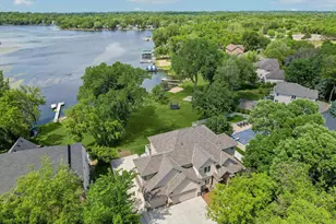 1496 Bluebill Bay Rd, Burnsville, MN 55306 - Photo 9