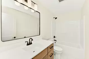 3435 Stonehedge Dr NE, Rochester, MN 55906 - Photo 25