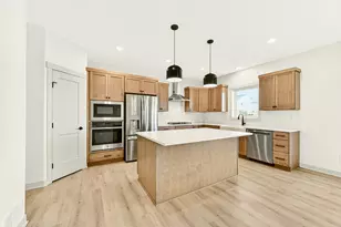 3435 Stonehedge Dr NE, Rochester, MN 55906 - Photo 11
