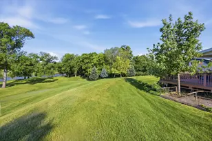 1323 S River Dr, Moorhead, MN 56560 - Photo 47
