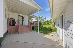 1323 S River Dr, Moorhead, MN 56560 - Photo 43
