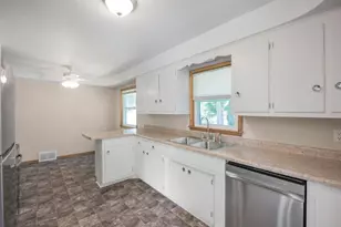 1140 Charlton St, West Saint Paul, MN 55118 - Photo 15