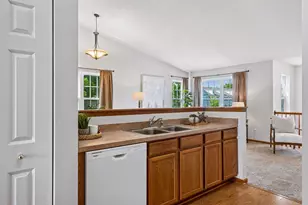 1595 Liberty St, Shakopee, MN 55379 - Photo 13
