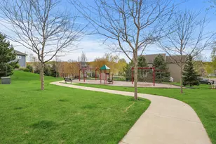 11330 Sand Castle Dr, Woodbury, MN 55129 - Photo 29