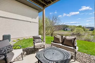1238 Vernon Dr, Carver, MN 55315 - Photo 5