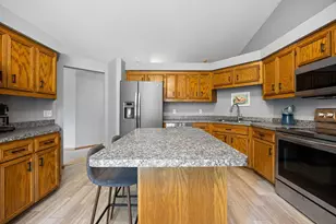 8455 174th St W, Lakeville, MN 55044 - Photo 7
