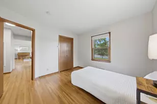 9532 Penn Cir, Bloomington, MN 55431 - Photo 13