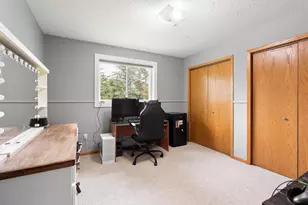 211 Sunrise Dr, Medford, MN 55049 - Photo 17