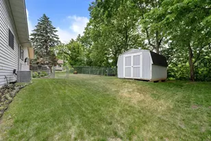 211 Sunrise Dr, Medford, MN 55049 - Photo 13