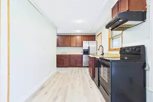 5212 W 70th St, Edina, MN 55439 - Photo 21