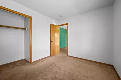 6801 Fremont Place N, Brooklyn Center, MN 55430 - Photo 15