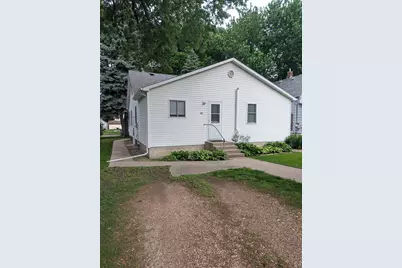 208 S 7th Street, Montevideo, MN 56265 - Photo 3