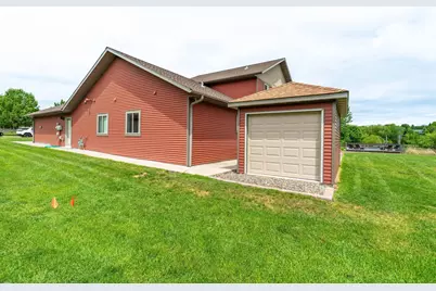 1506 Viking Court, Fergus Falls, MN 56537 - Photo 5