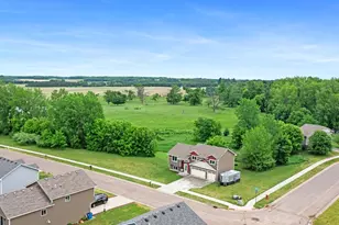 840 Highview Loop SE, Pine City, MN 55063 - Photo 3