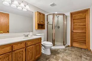 1015 Aston Cir, Burnsville, MN 55337 - Photo 37