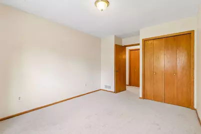 1015 Aston Circle, Burnsville, MN 55337 - Photo 27