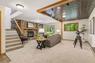 1015 Aston Cir, Burnsville, MN 55337 - Photo 29