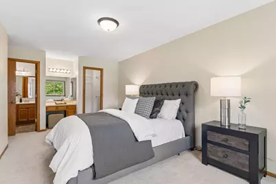 1015 Aston Circle, Burnsville, MN 55337 - Photo 23