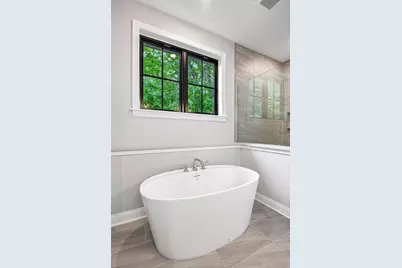 270 Wayzata Boulevard E, Wayzata, MN 55391 - Photo 25