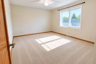 915 Ferndale St S, Maplewood, MN 55119 - Photo 19