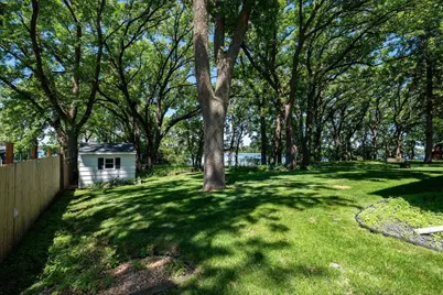 507 Knollwood Drive NW, Willmar, MN 56201 - Photo 5