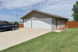 311 Cardinal Pl, Audubon, MN 56511 - Photo 33