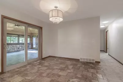 12991 Meadow Creek Drive, New Ulm, MN 56073 - Photo 13