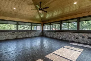 12991 Meadow Creek Dr, New Ulm, MN 56073 - Photo 17