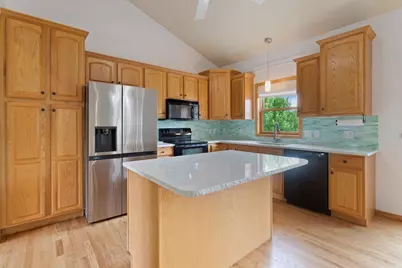 600 Topaz Lane, Hudson, WI 54016 - Photo 3