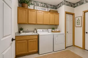 308 Hayes Dr, Hastings, MN 55033 - Photo 9