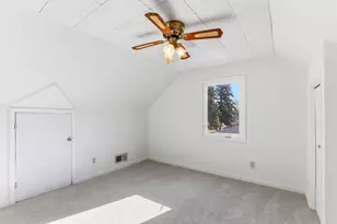 8933 Wally Dr, Golden Valley, MN 55427 - Photo 17
