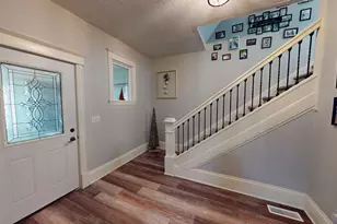 615 18th St SW, Willmar, MN 56201 - Photo 5