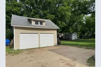 615 18th Street SW, Willmar, MN 56201 - Photo 3