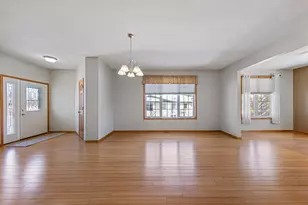 2129 Bard Ct, Faribault, MN 55021 - Photo 25