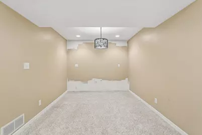 3687 Arcade Street N, Vadnais Heights, MN 55127 - Photo 31